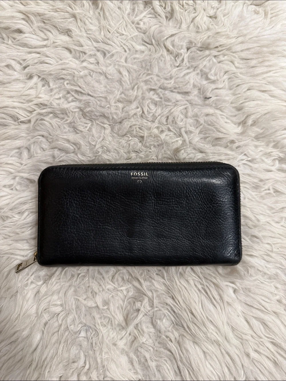 Fossil Black Pebbled‎ Leather Sydney Zip Around Wallet